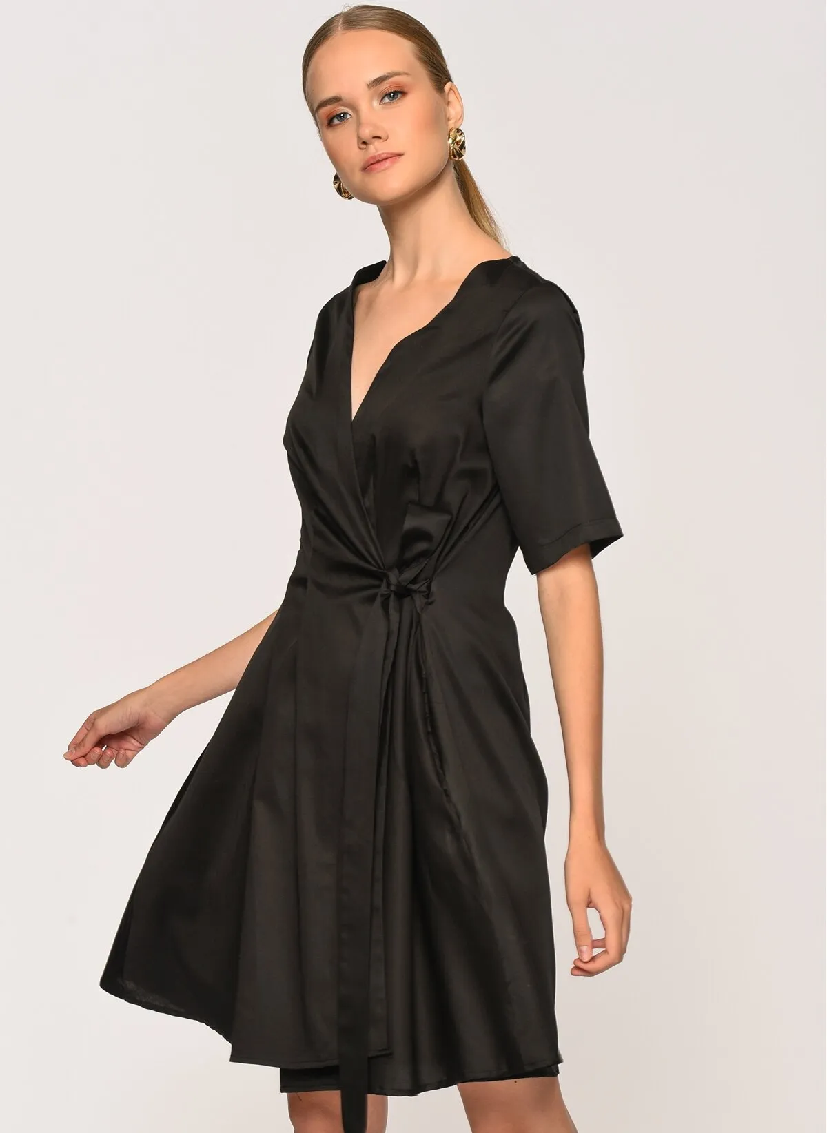 13537 Black Wrap Dress