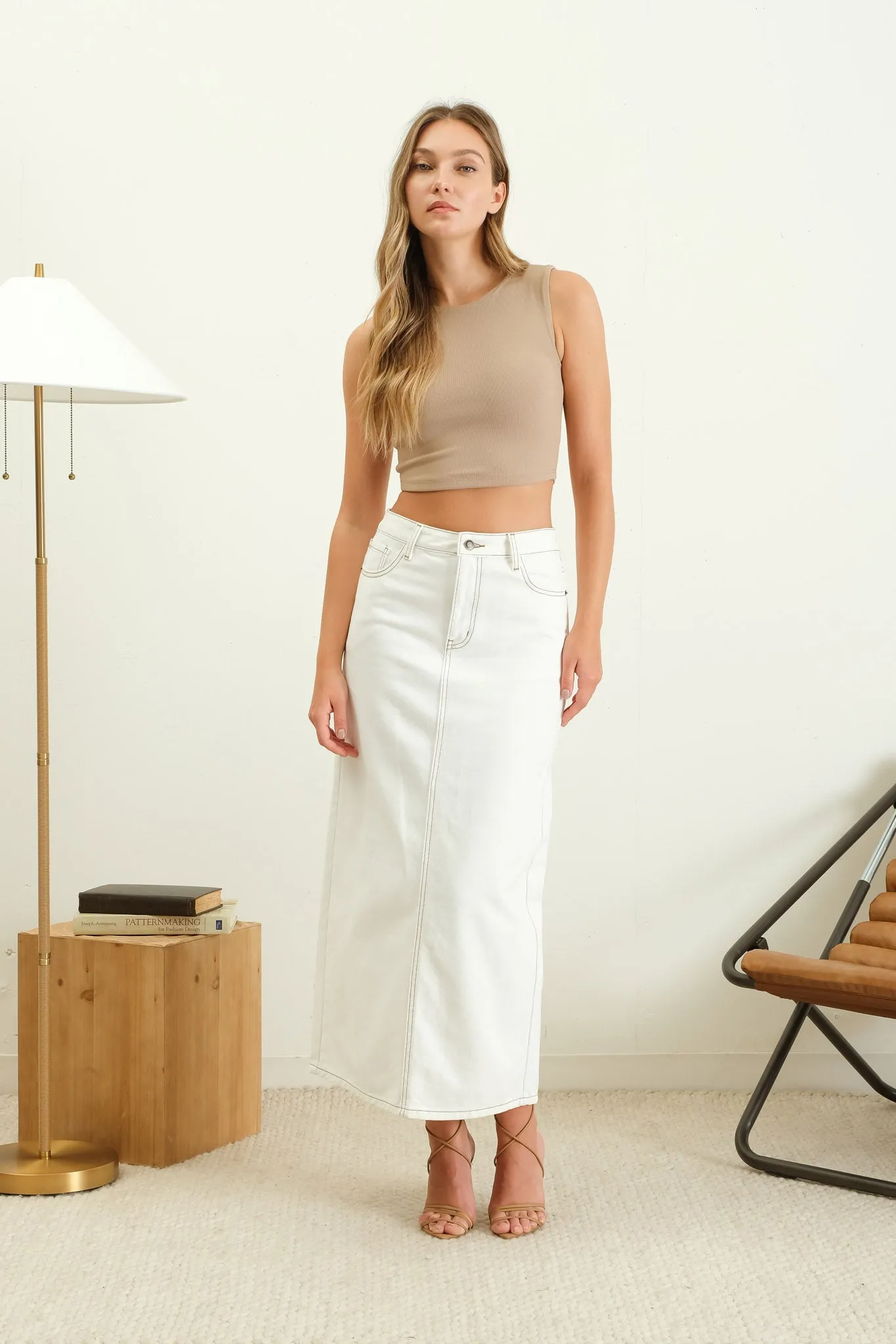 BACK SLIT WHITE DENIM MIDI SKIRT