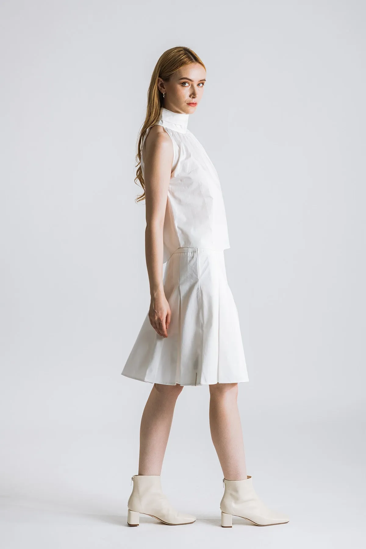 Beillone Belted Pleated Skirt