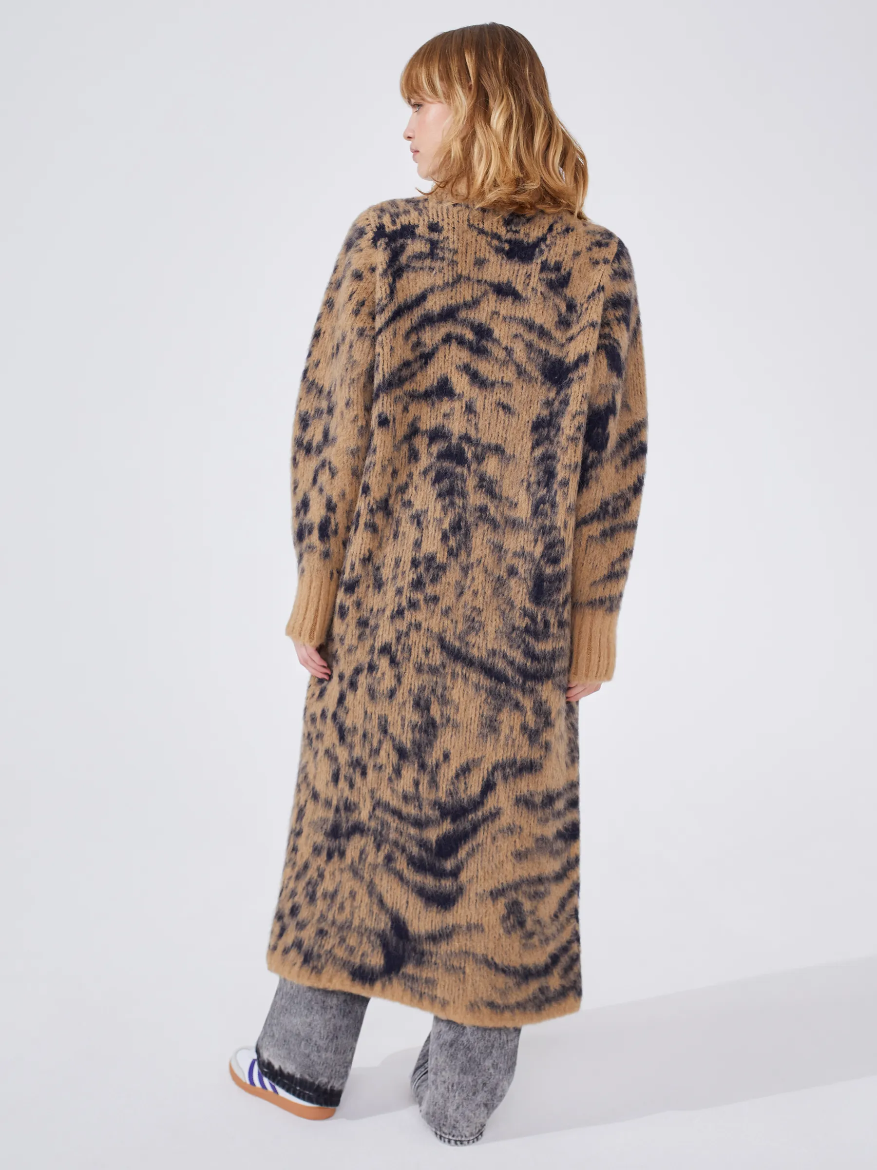 Big Meow Alpaca Jacquard Long Jumper Camel/Navy