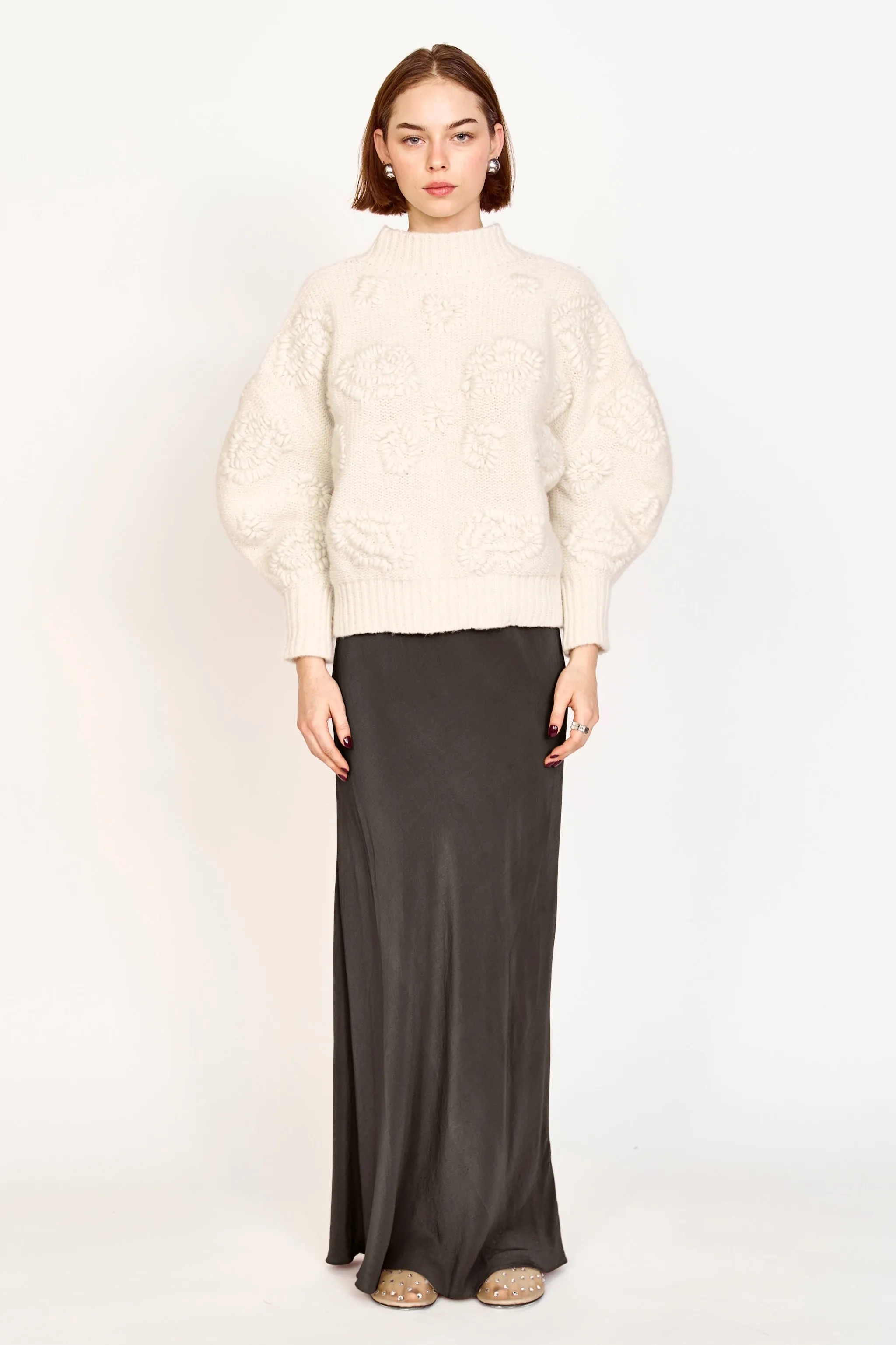 Cusco Waterlily Pullover in Ivory