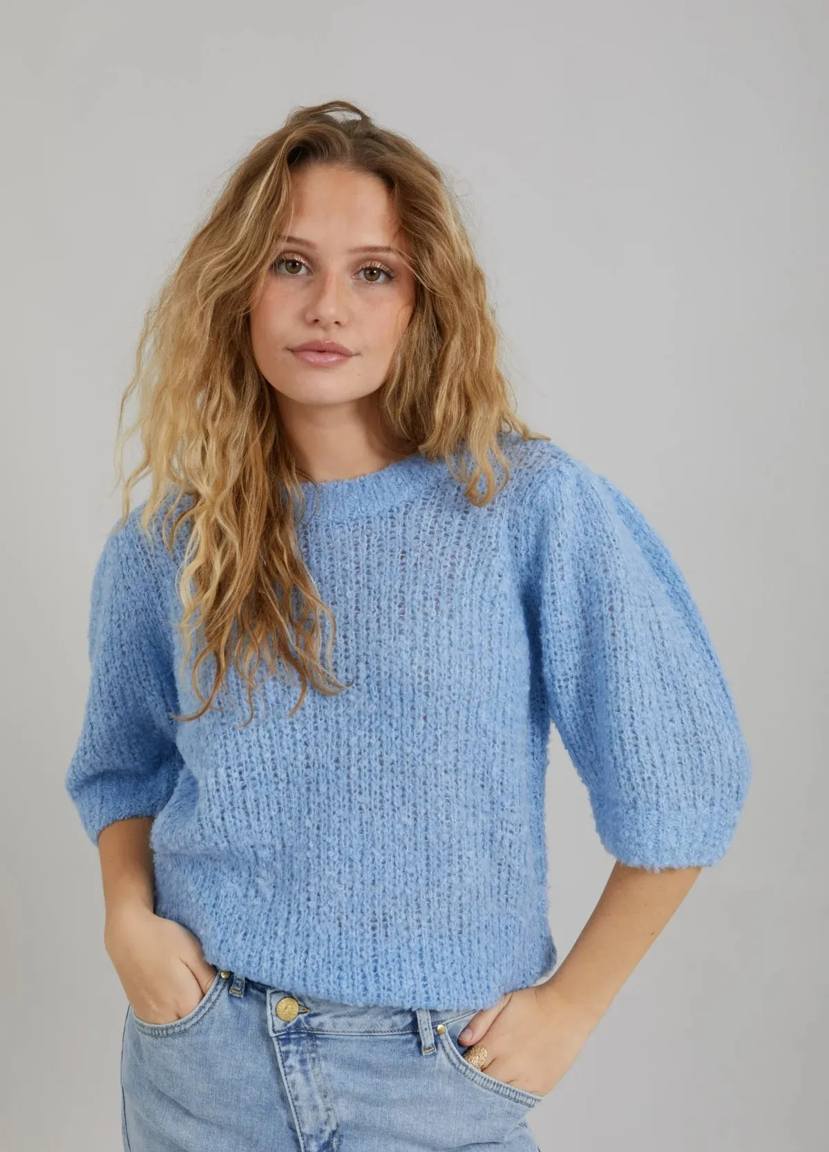 Knit with Puff Sleeves in Light Blue