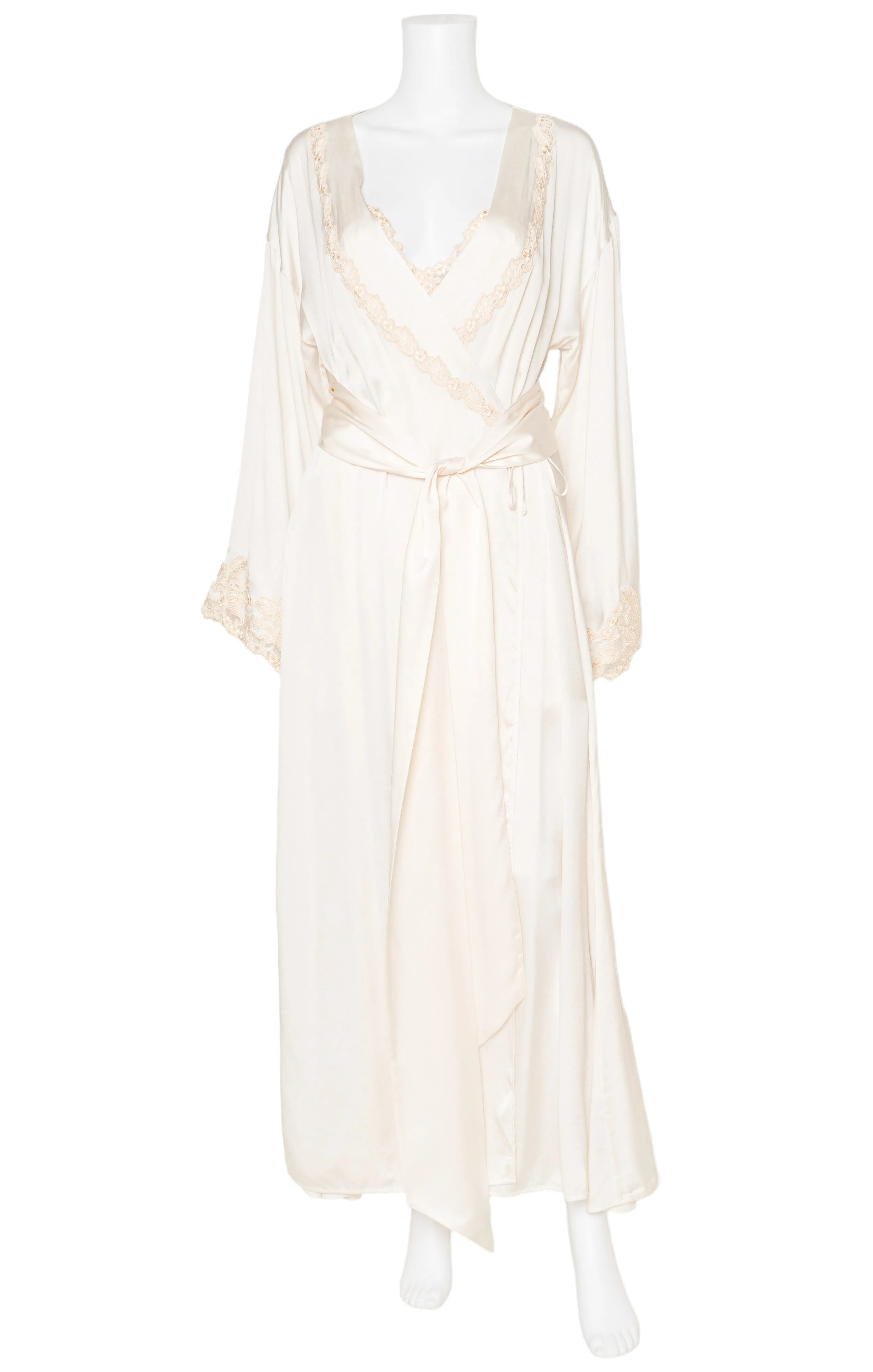 LA PERLA (RARE) Pajama Set Size: Robe - Marked a 2 / Fits like M Dress - Marked a 3 / Fits like L