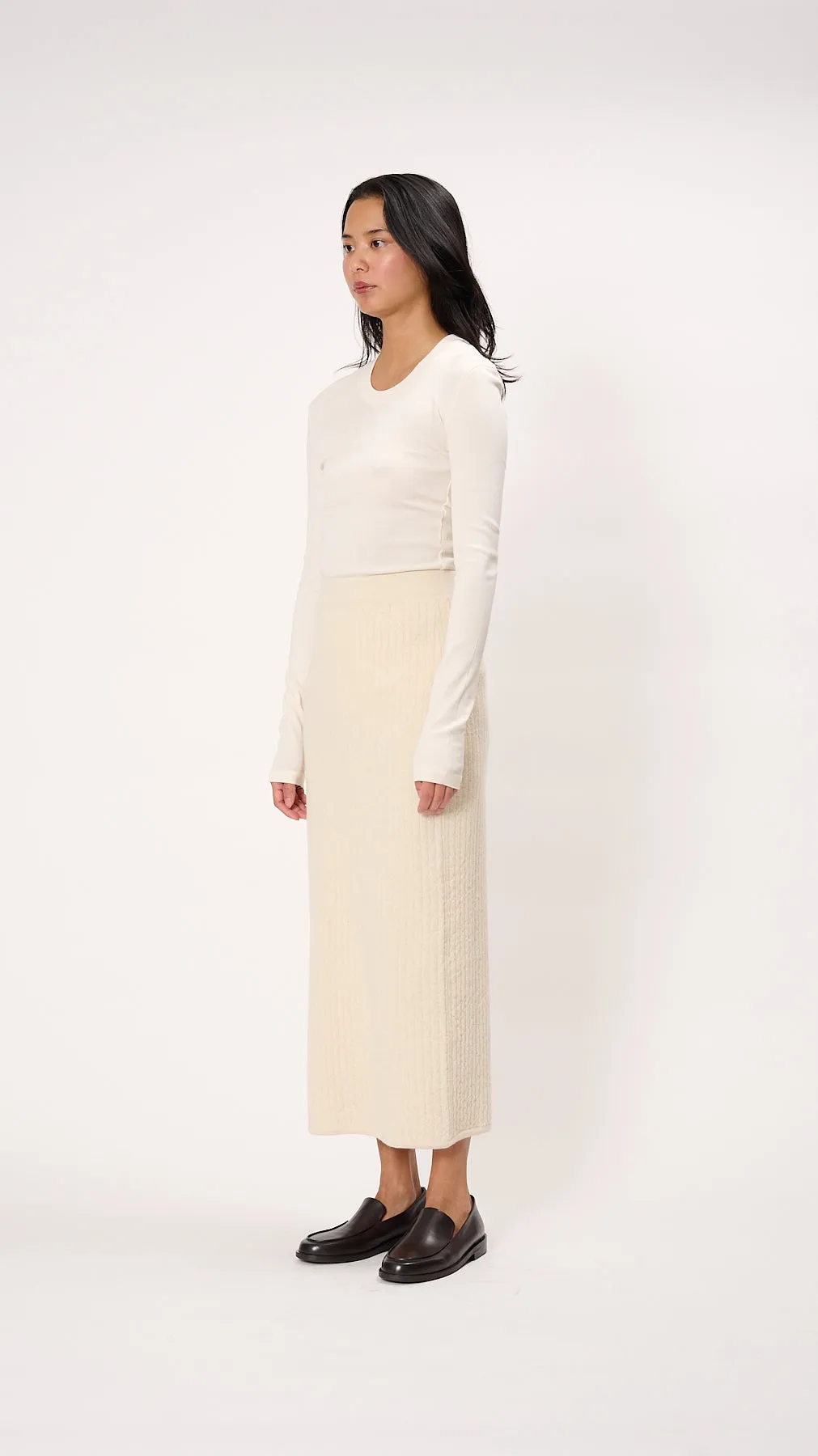 Line Quilt Skirt in Raw White