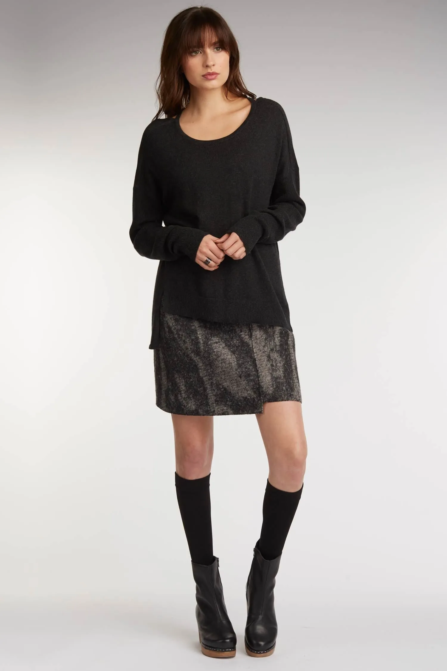 Notch Hem Skirt