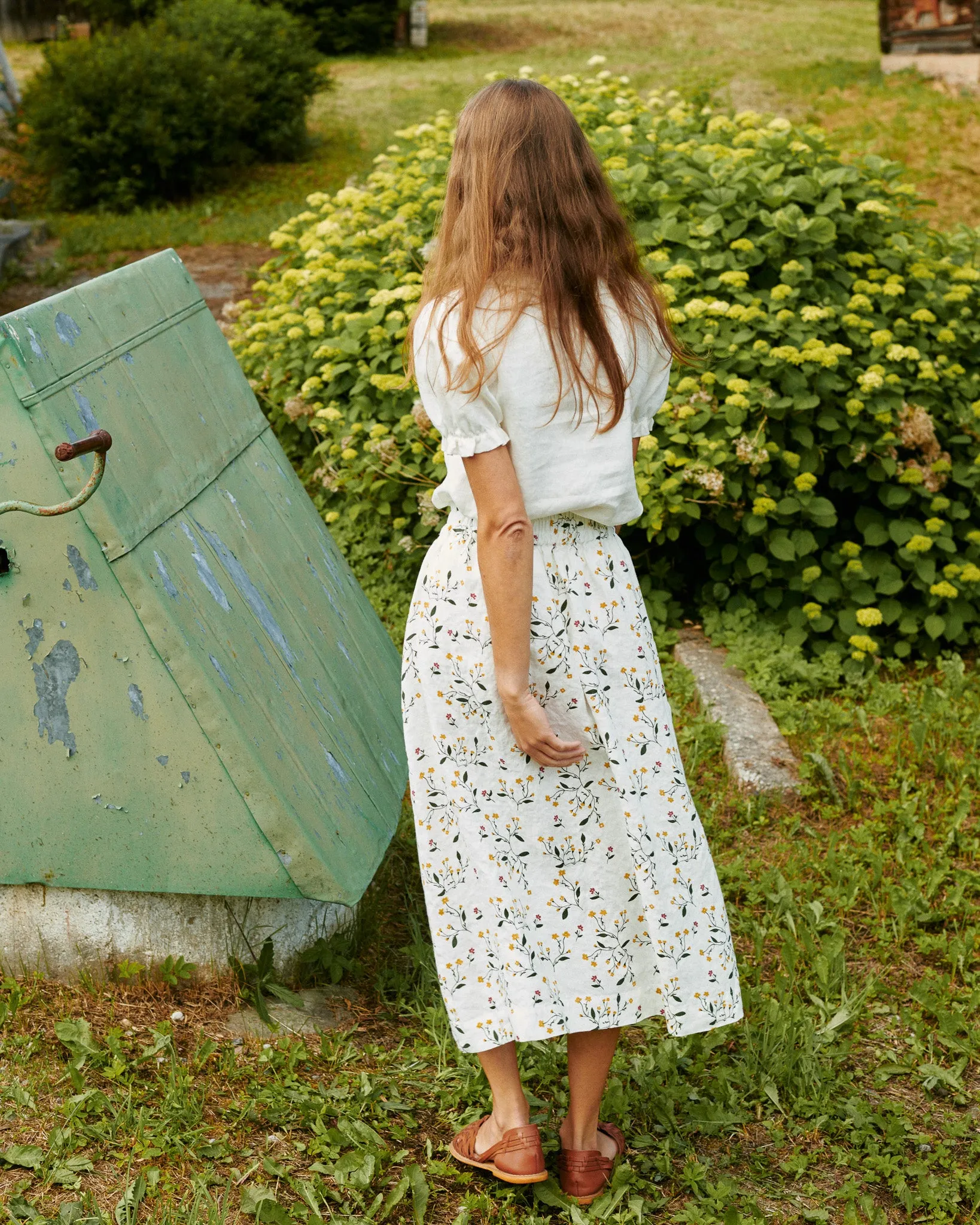 R: SION gathered linen skirt (Size: S; Color: Milky White/Blue Rose)