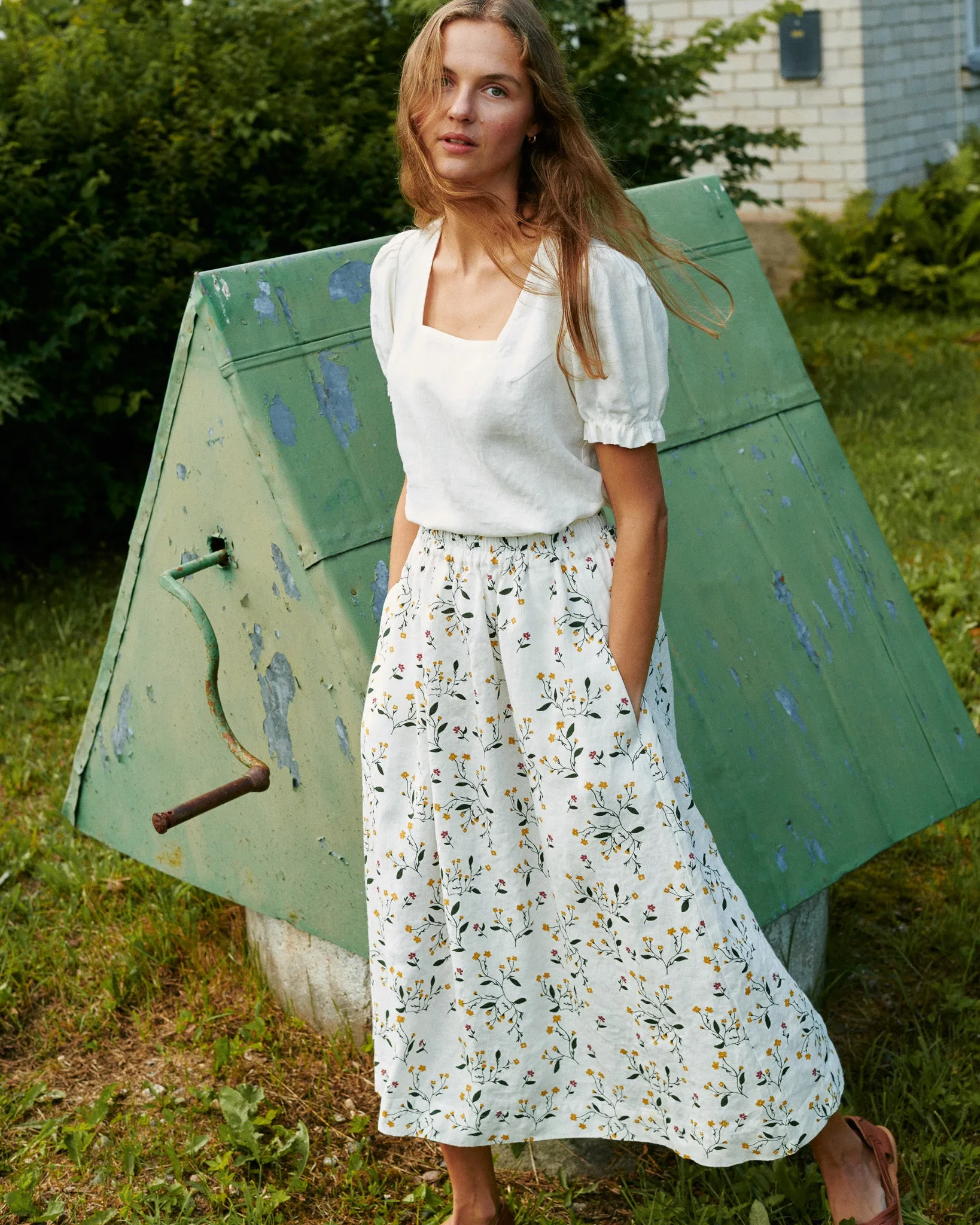 R: SION gathered linen skirt (Size: S; Color: Milky White/Blue Rose)