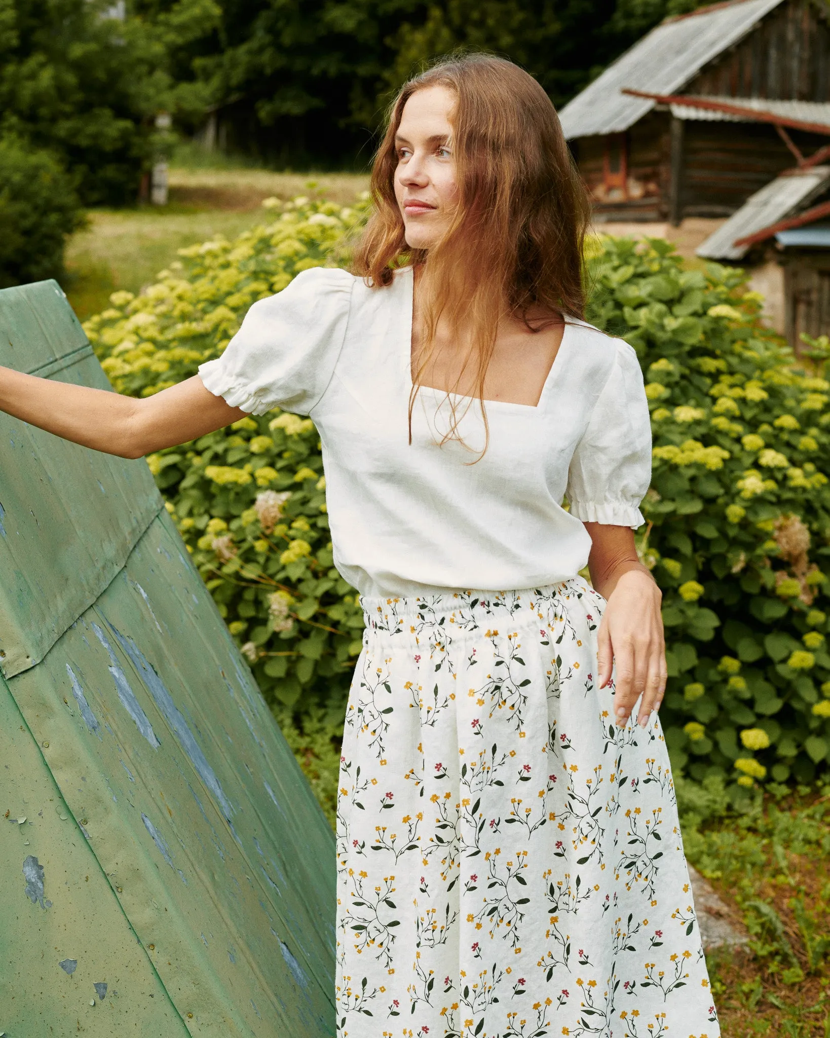 R: SION gathered linen skirt (Size: S; Color: Milky White/Blue Rose)