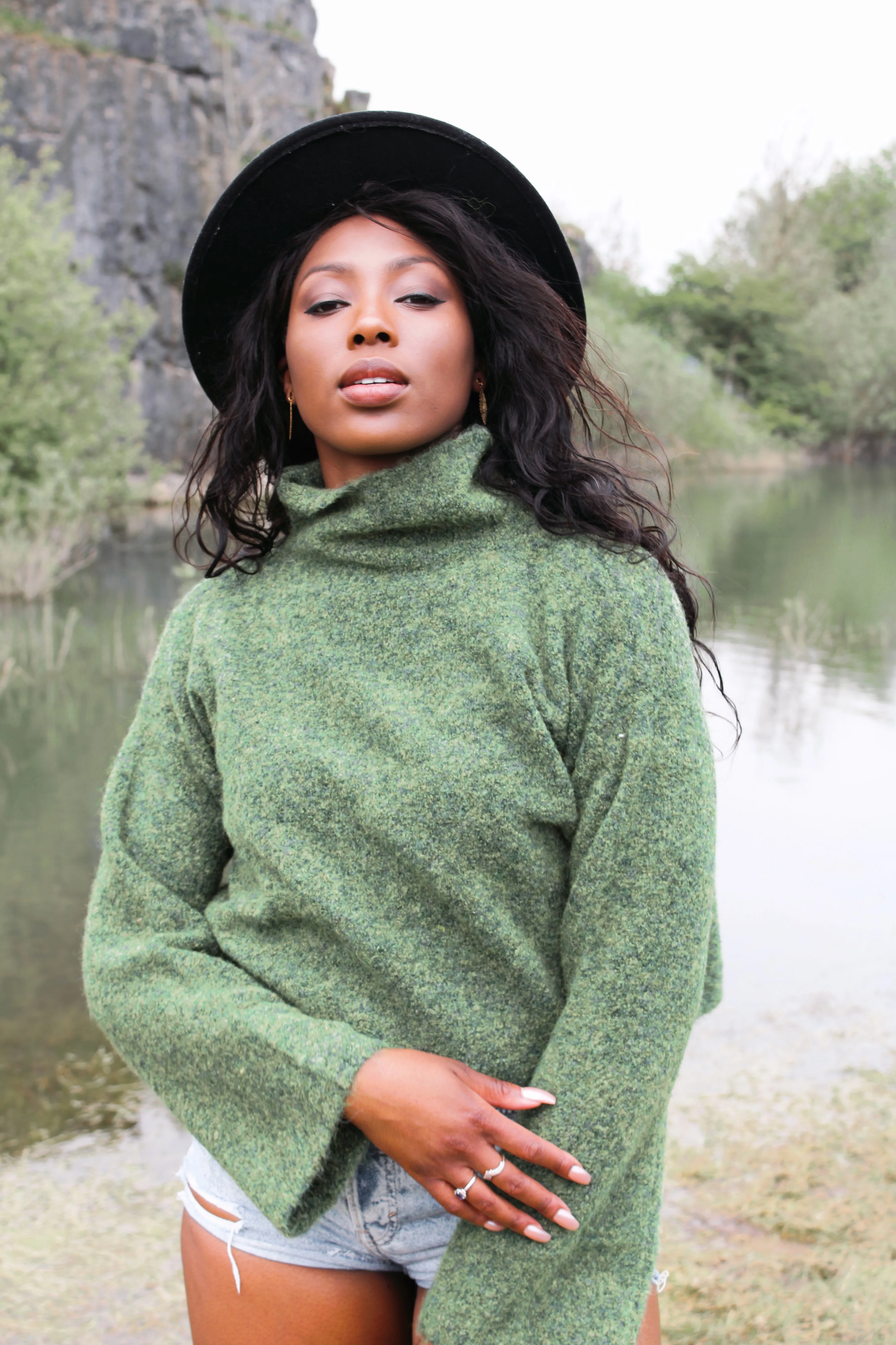 The Sienna Sweater in Alpaca Wool/Boucle in Kiwi Green