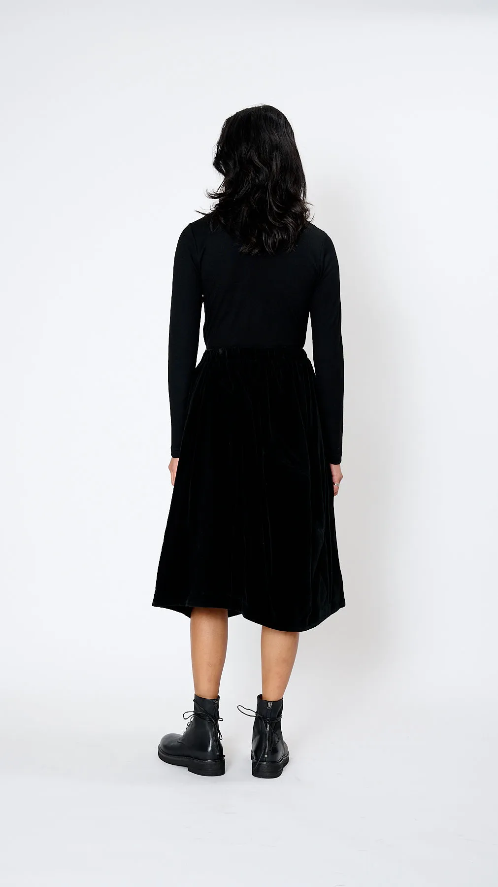 Velvet Midi Skirt in Black