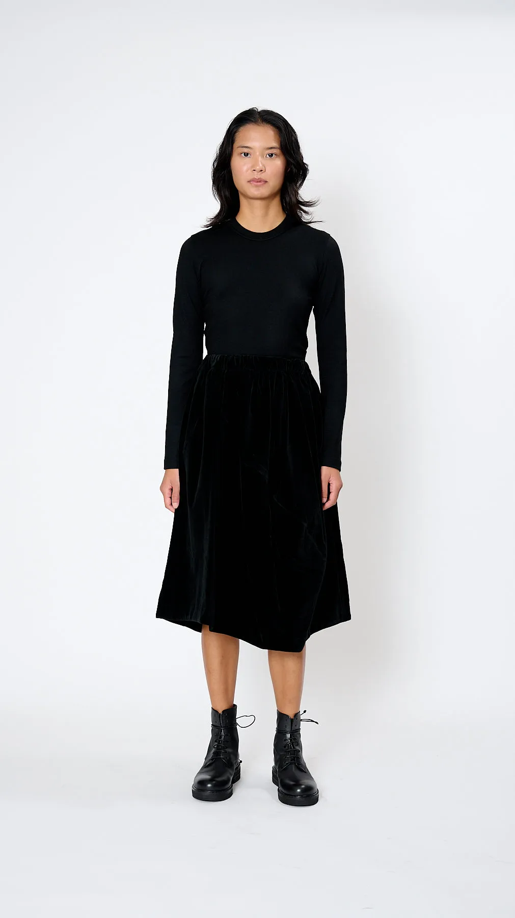 Velvet Midi Skirt in Black