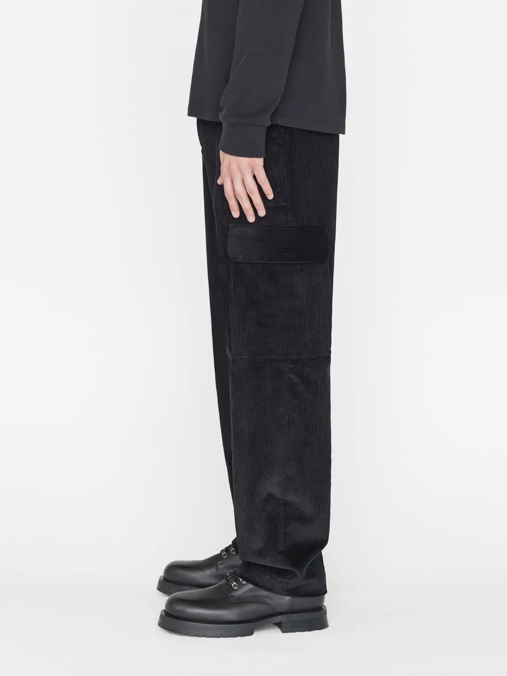 Wide Wale Corduroy Cargo Pants -- Noir