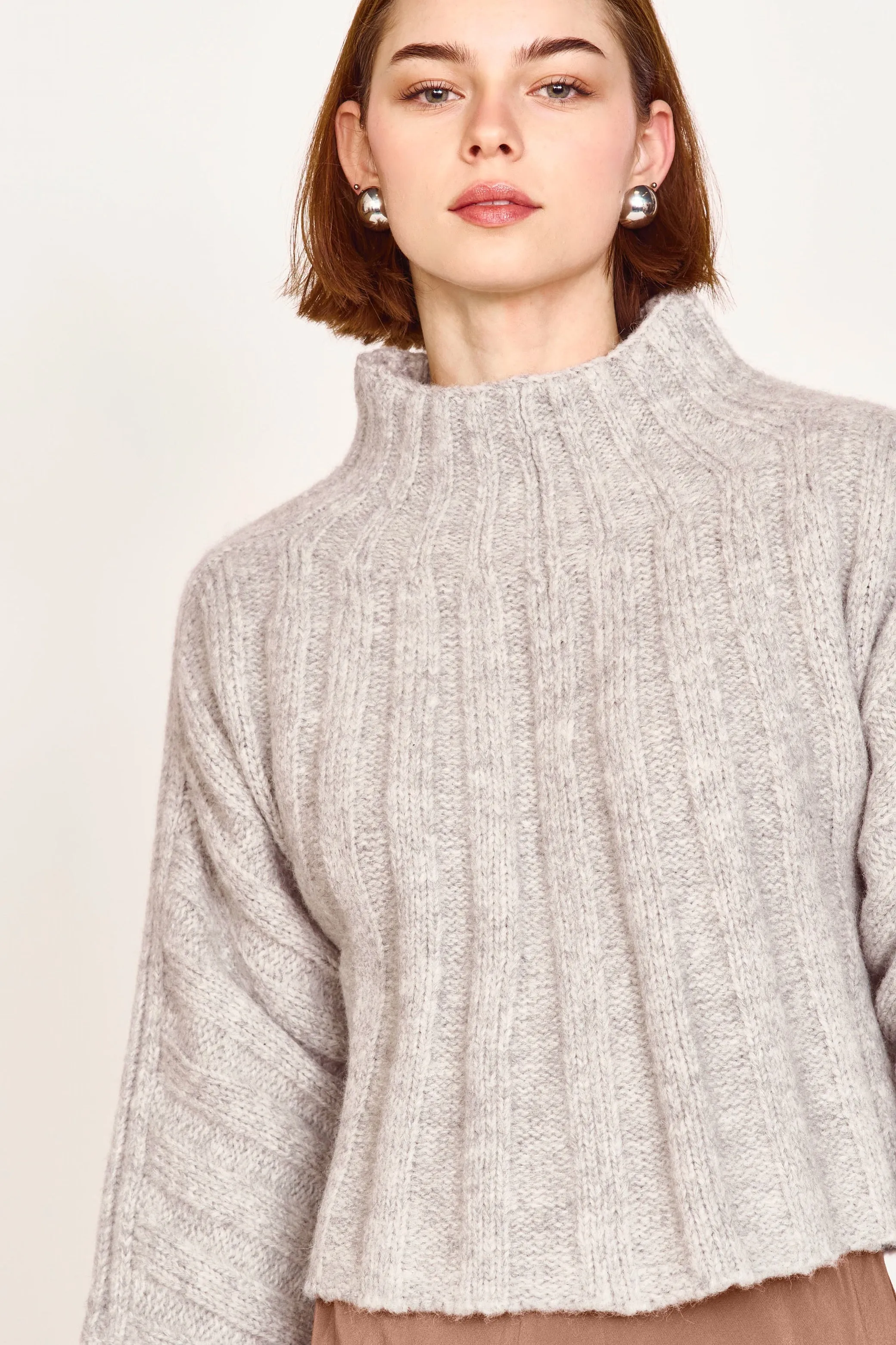 Winslow Sweater in Dove Grey